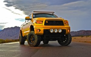 Toyota Tundra Headlight Assemblies - ORACLE Lighting - ColorSHIFT with BC1 Controller - Black Housing - `07-`13